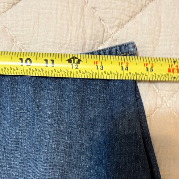 Vintage Jones Wear Jones Denim Skirt with Ruffled Bottom Hem Sz. 6 - Picture 8 of 10